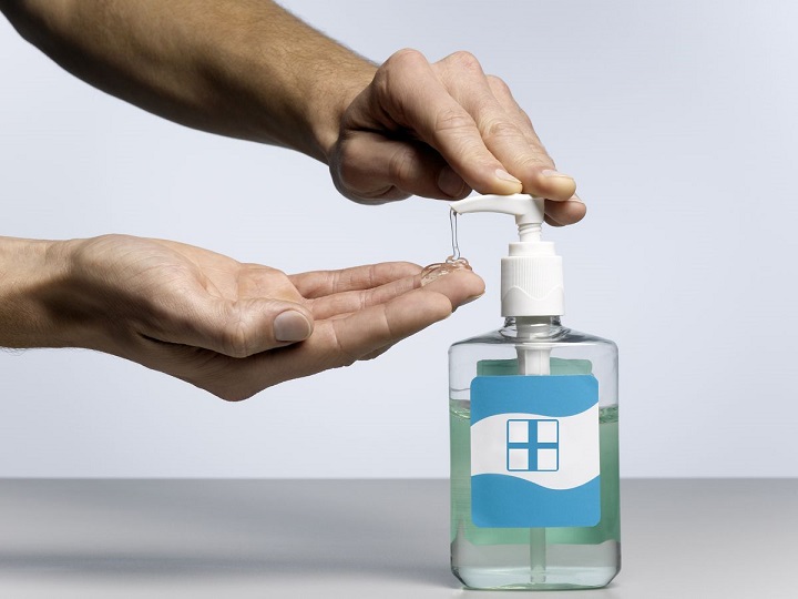 Rust from Corona: Know this important thing before using hand sanitizer, otherwise it may cause damage How much do you know about hand sanitiser