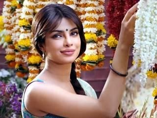 'Coolest desi girl' Priyanka turns 34, love from B-Town pours in 'Coolest desi girl' Priyanka turns 34, love from B-Town pours in