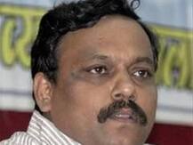 अफझल खान वधाचे चित्र पाठपुस्तकात कधीच प्रकाशित केले नाही, विनोद तावडेंचे स्पष्टीकरण