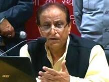 সেনার বিরুদ্ধে কুমন্তব্য, আজমের বিরুদ্ধে দেশদ্রোহের মামলা