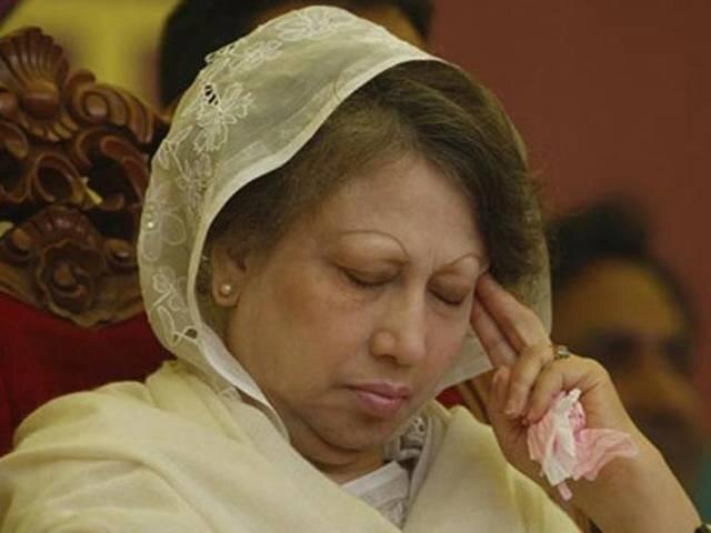  Former Bangladesh PM Zia critical, not able to walk on her own: BNP leader গুরুতর অসুস্থ জেলবন্দি খালেদা, হাঁটাচলার শক্তি নেই, জানালেন বিএনপি-র শীর্ষ নেতা