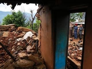 4 1 Magnitude Aftershock Jolts Nepal এক সপ্তাহে তিনবার, ফের আফটারশকে কাঁপল নেপালের ডোলাখা
