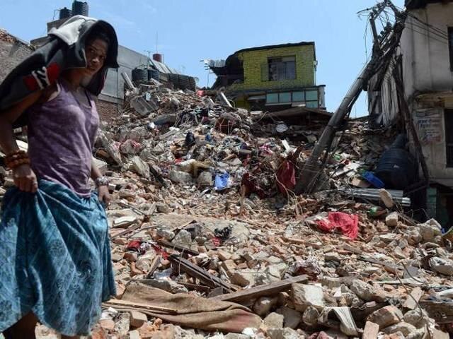 Nepal Mobilises 1300 Engineers To Rebuild Quake Hit Buildings ভূমিকম্পে ক্ষতিগ্রস্ত নেপাল পুনর্নির্মানে ১৩০০ ইঞ্জিনিয়ার