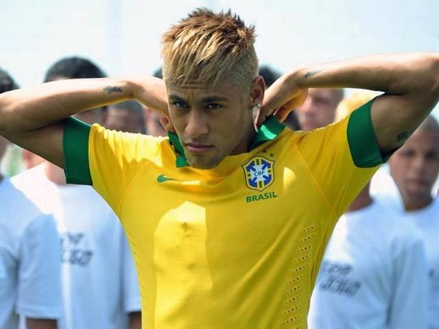 Neymar Agrees New Five Year Barcelona Deal বার্সেলোনার সঙ্গে পাঁচ বছরের চুক্তি করছেন নেইমার 