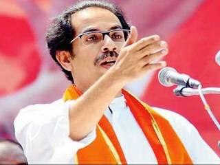 Wonder If Obamas Will Shift To India Shiv Sena অবসর নিয়ে ওবামা সপরিবারে ভারতে চলে আসবেন! কটাক্ষ শিবসেনার