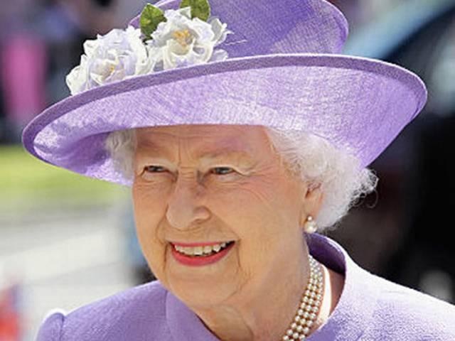 Queen Elizabeth Ii Set For 8 Per Cent Pay Rise ৮ শতাংশ বেতন বাড়তে চলেছে ইংল্যান্ডের রানীর