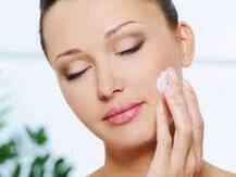 ये टिप्‍स अपनाएंगे तो विंटर्स में भी स्किन रहेगी हेल्‍दी!