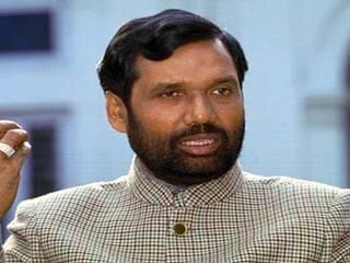 Ram Vilas Paswan Unwell Radha Mohan Singh Gets Additional Charge बीमारी का इलाज करवाने विदेश गए पासवान, राधामोहन को मिला खाद्य मंत्रालय का अतिरिक्त प्रभार