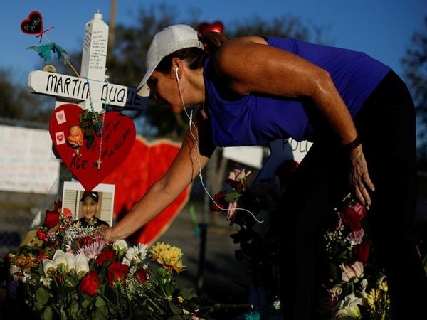 NY state troopers pay $700 for woman to attend Parkland Funeral NY state troopers pay $700 for woman to attend Parkland Funeral