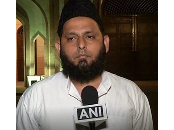 Triple Talaq: AIMPLB hopes SC will not interfere in Muslim Personal Law Triple Talaq: AIMPLB hopes SC will not interfere in Muslim Personal Law