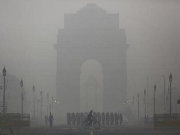 Air pollution ups death in elderly women Air pollution ups death in elderly women