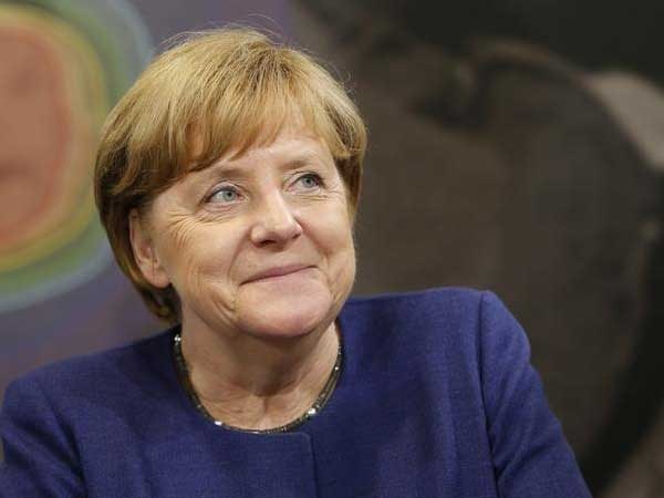 Germany's SPD okays new coalition deal with Merkel Germany's SPD okays new coalition deal with Merkel