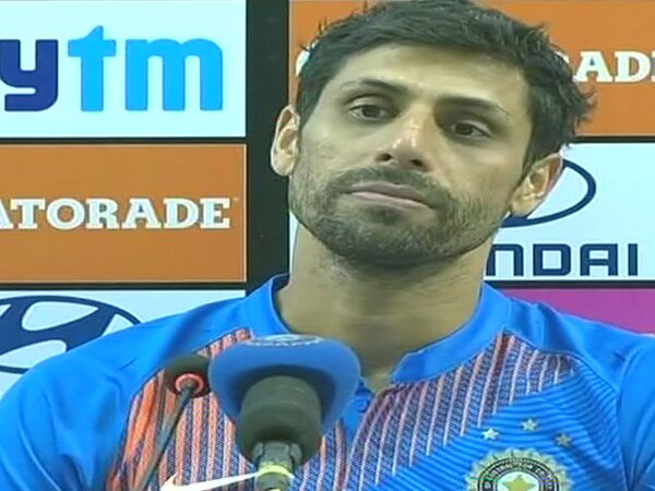 'End of an era', mates bid adieu to Ashish Nehra 'End of an era', mates bid adieu to Ashish Nehra