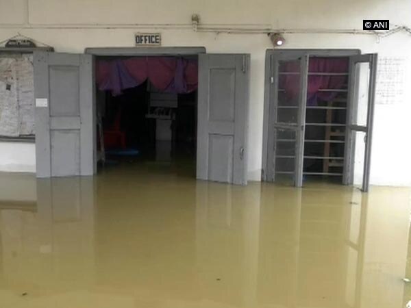 Assam flood situation worsens, death toll reaches 20 Assam flood situation worsens, death toll reaches 20