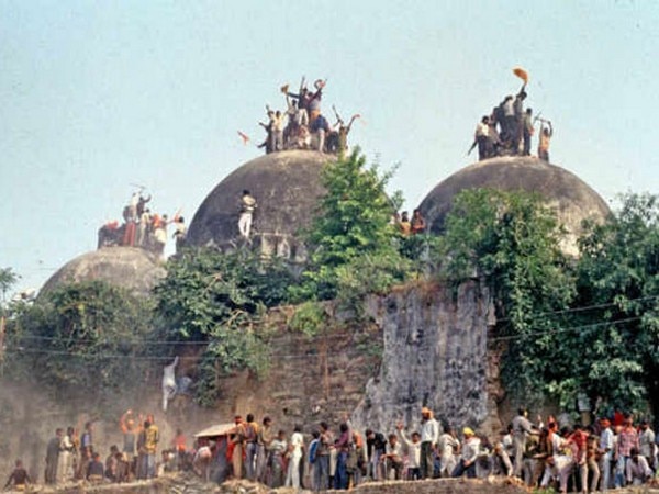 Ayodhya dispute: AIMPLB supports Sibal's plea Ayodhya dispute: AIMPLB supports Sibal's plea