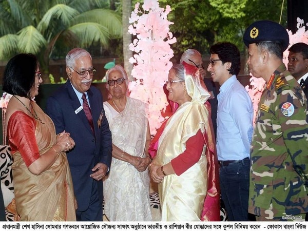 Bangladesh PM hosts lunch for Indian war veterans Bangladesh PM hosts lunch for Indian war veterans