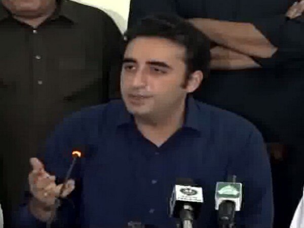 PTI, PML-N aligned with banned outfits against PPP: Bilawal PTI, PML-N aligned with banned outfits against PPP: Bilawal