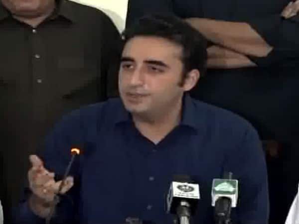Zero chance for Imran Khan to become Pak PM: Bilawal Zero chance for Imran Khan to become Pak PM: Bilawal