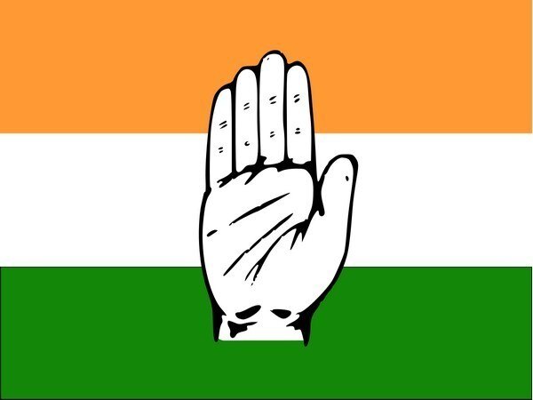 K'taka Cong leaders call for meeting over portfolio allocation K'taka Cong leaders call for meeting over portfolio allocation