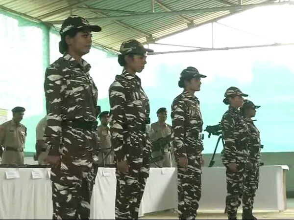 CRPF women commandos prepared to deal with stone pelters CRPF women commandos prepared to deal with stone pelters
