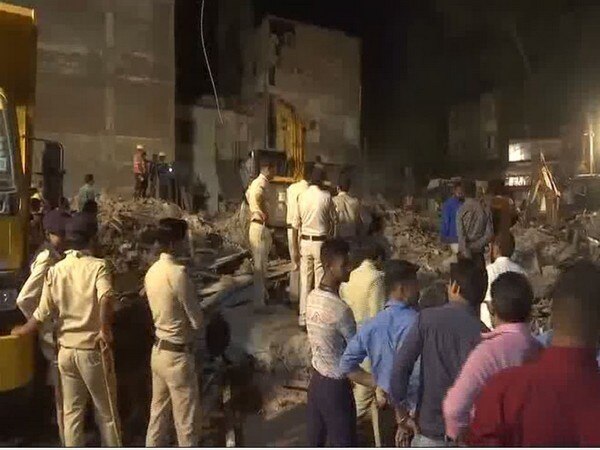 Indore building collapse: Magisterial inquiry ordered Indore building collapse: Magisterial inquiry ordered