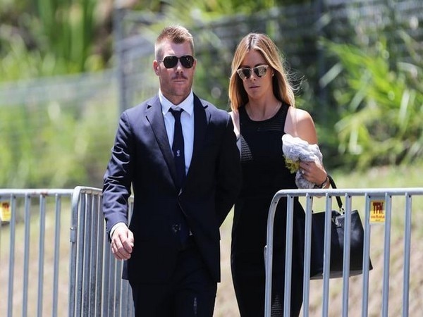 Warner's wife reveals she suffered miscarriage post ball-tampering saga Warner's wife reveals she suffered miscarriage post ball-tampering saga