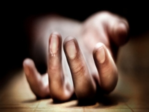 Family of four commits suicide in Hyderabad Family of four commits suicide in Hyderabad