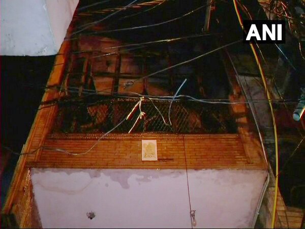 Delhi: 2 killed in garment factory blaze Delhi: 2 killed in garment factory blaze