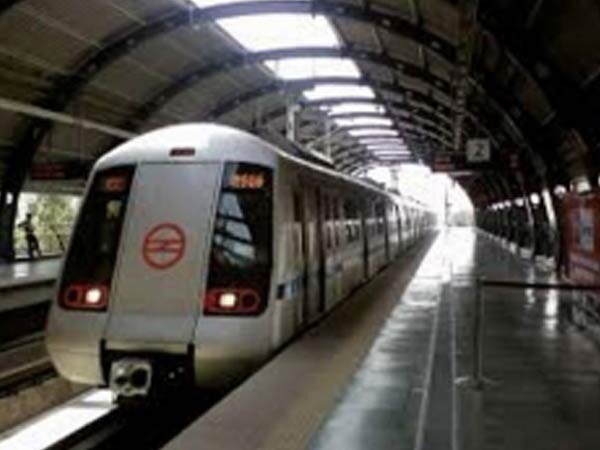 Kalindi Kunj Depot accident: DMRC suspends four officials Kalindi Kunj Depot accident: DMRC suspends four officials