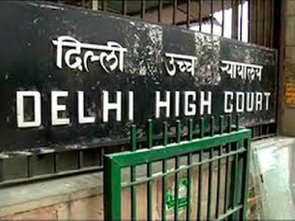 Delhi HC seeks SDMC report on parking fee charged in pvt hospitals, malls Delhi HC seeks SDMC report on parking fee charged in pvt hospitals, malls
