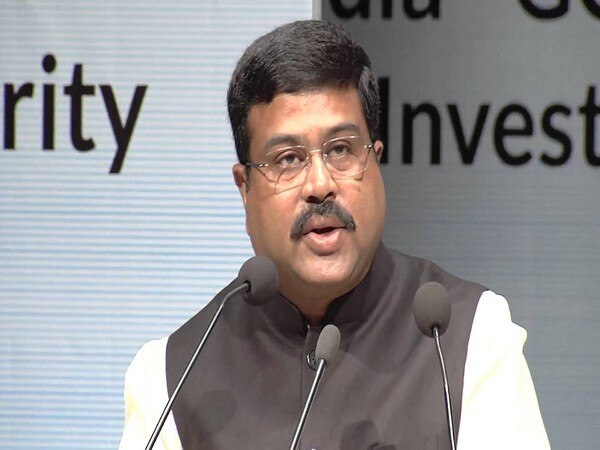 300 bn dollar energy investment coming to India in 10 yrs: Pradhan 300 bn dollar energy investment coming to India in 10 yrs: Pradhan