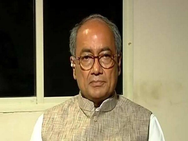 Digvijaya Singh blames Fadnavis for Maratha reservation stir Digvijaya Singh blames Fadnavis for Maratha reservation stir