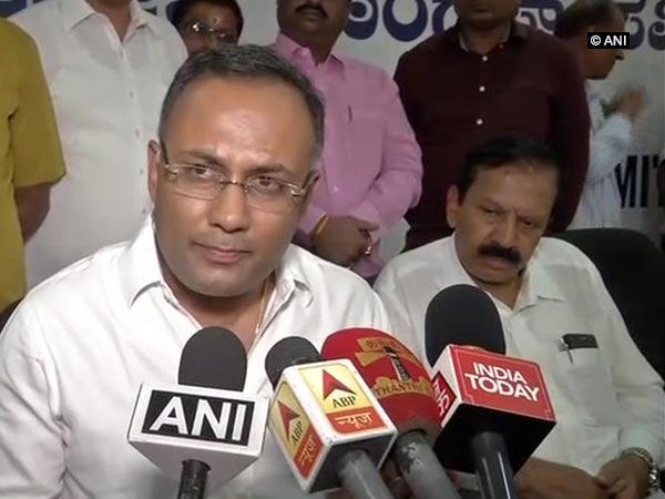 Paresh Mesta murder case: Cong. accuses BJP of creating violence Paresh Mesta murder case: Cong. accuses BJP of creating violence