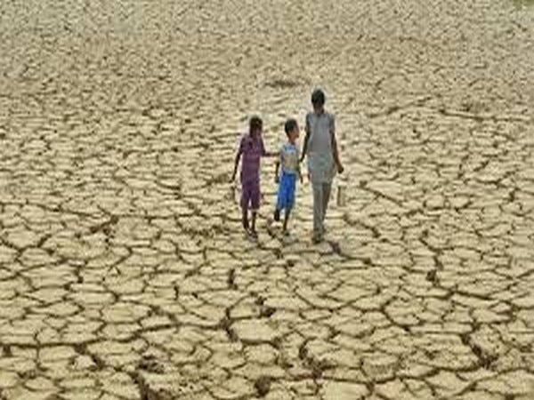 Shramdan- New way to tackle drought in Maharashtra Shramdan- New way to tackle drought in Maharashtra
