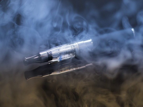 E cigarettes can harm your liver