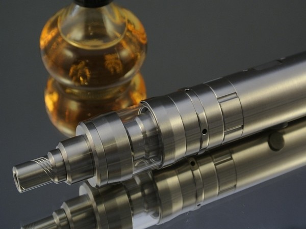 E-cigarette flavour affects a lot more than just taste E-cigarette flavour affects a lot more than just taste