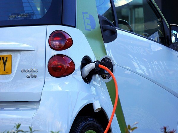 Electric cars could soon power our lives Electric cars could soon power our lives