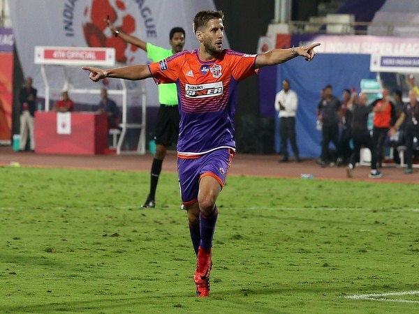 ISL 2018-19: FC Pune City retain Emiliano Alfaro ISL 2018-19: FC Pune City retain Emiliano Alfaro