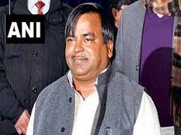 SC dismisses Gayatri Prajapati's bail plea in rape case SC dismisses Gayatri Prajapati's bail plea in rape case