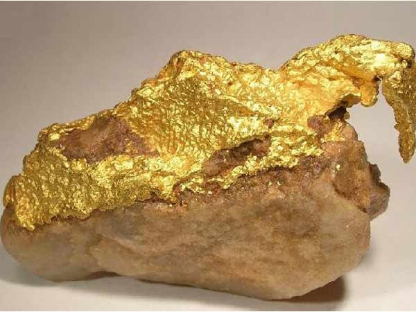 17-kilograms gold recovered from Nepal-China's trade route 17-kilograms gold recovered from Nepal-China's trade route