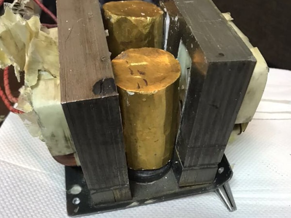 Gold cylindrical bars worth Rs 56 lakh recovered at Delhi Airport Gold cylindrical bars worth Rs 56 lakh recovered at Delhi Airport