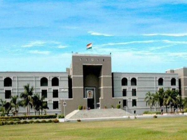 2002 Gujarat riots: HC confirms life term to 14, acquits four 2002 Gujarat riots: HC confirms life term to 14, acquits four