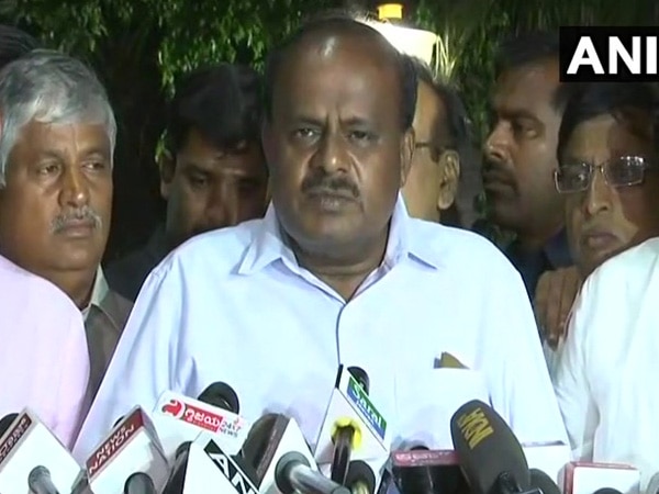 Kumaraswamy to take oath as Karnataka CM on May 21 Kumaraswamy to take oath as Karnataka CM on May 21