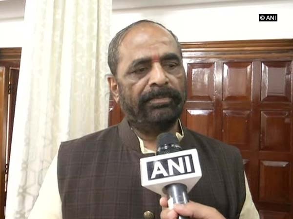 Zakir Naik won't be spared: Hansraj Ahir Zakir Naik won't be spared: Hansraj Ahir