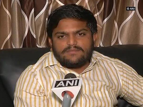Hardik Patel congratulates Congress for emerging as strong opposition in Gujarat Hardik Patel congratulates Congress for emerging as strong opposition in Gujarat