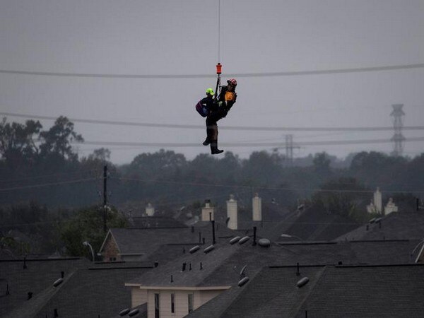 Harvey aftermath: 13,000 rescued, Houston imposes night curfew to prevent looting Harvey aftermath: 13,000 rescued, Houston imposes night curfew to prevent looting