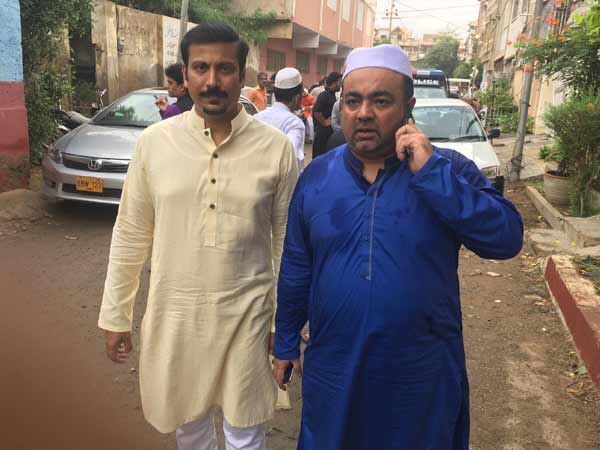 MQM leader escapes assassination attempt unhurt in Karachi MQM leader escapes assassination attempt unhurt in Karachi