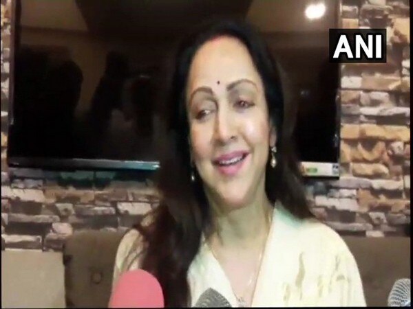 Can become UP chief minister anytime: Hema Malini Can become UP chief minister anytime: Hema Malini