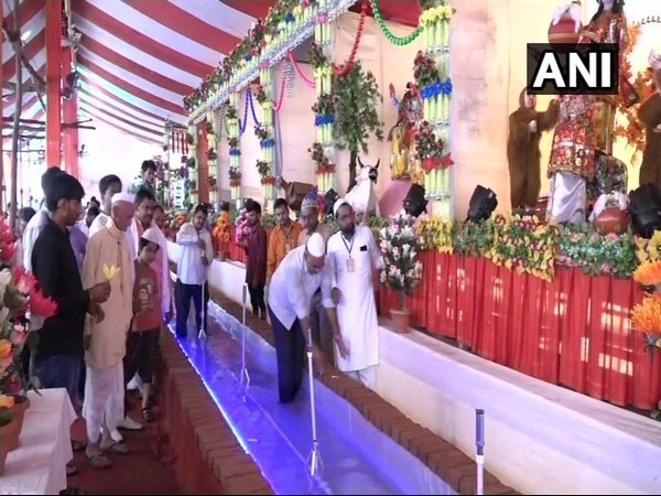 In Agra, Hindus, Muslims come together for Janmashtami celebration In Agra, Hindus, Muslims come together for Janmashtami celebration