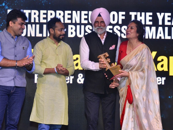 Hubhopper's founder bags 'Entrepreneur of the Year (Online Business)' award Hubhopper's founder bags 'Entrepreneur of the Year (Online Business)' award